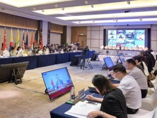 面对纷繁复杂、良莠不齐的视频会议产品市场，企业用户该怎样选择？